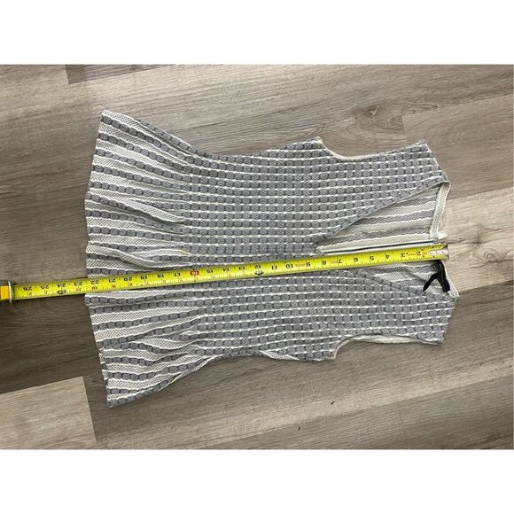 BCBGMAXAZRIA "Haily" Blouse Peplum Stripe Geometric, Black / Ivory, Size XS - Picture 12 of 13